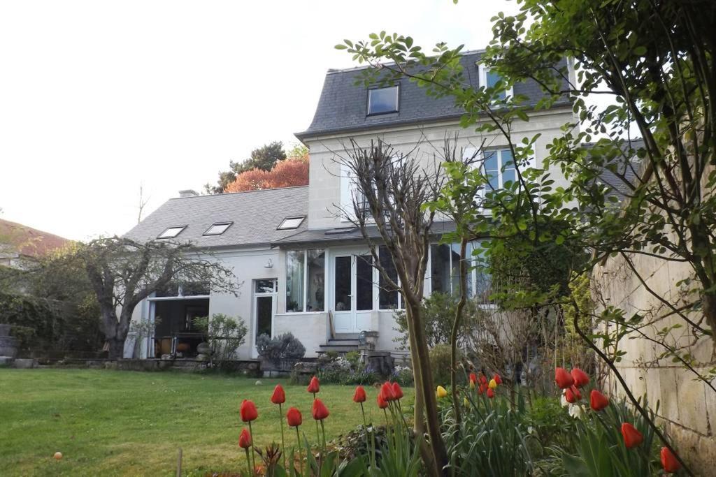 Au Coeur De Soissons 1 Bed and Breakfast Buitenkant foto