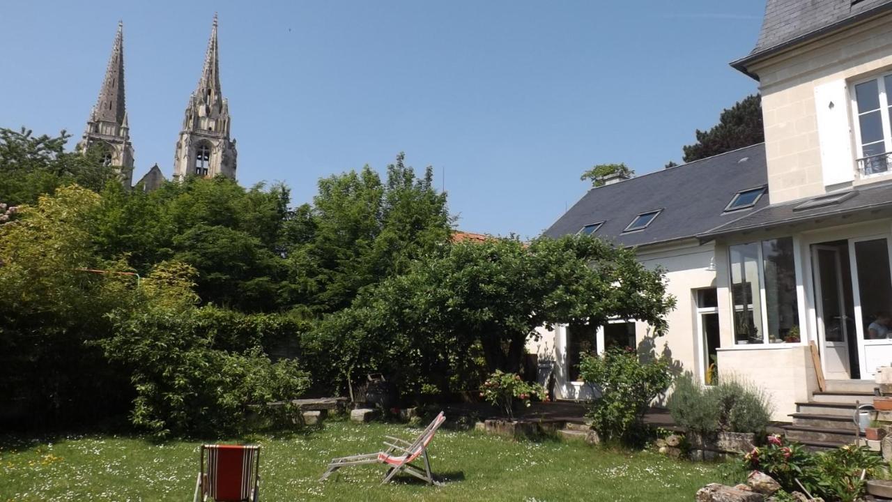 Au Coeur De Soissons 1 Bed and Breakfast Buitenkant foto