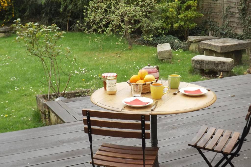 Au Coeur De Soissons 1 Bed and Breakfast Buitenkant foto